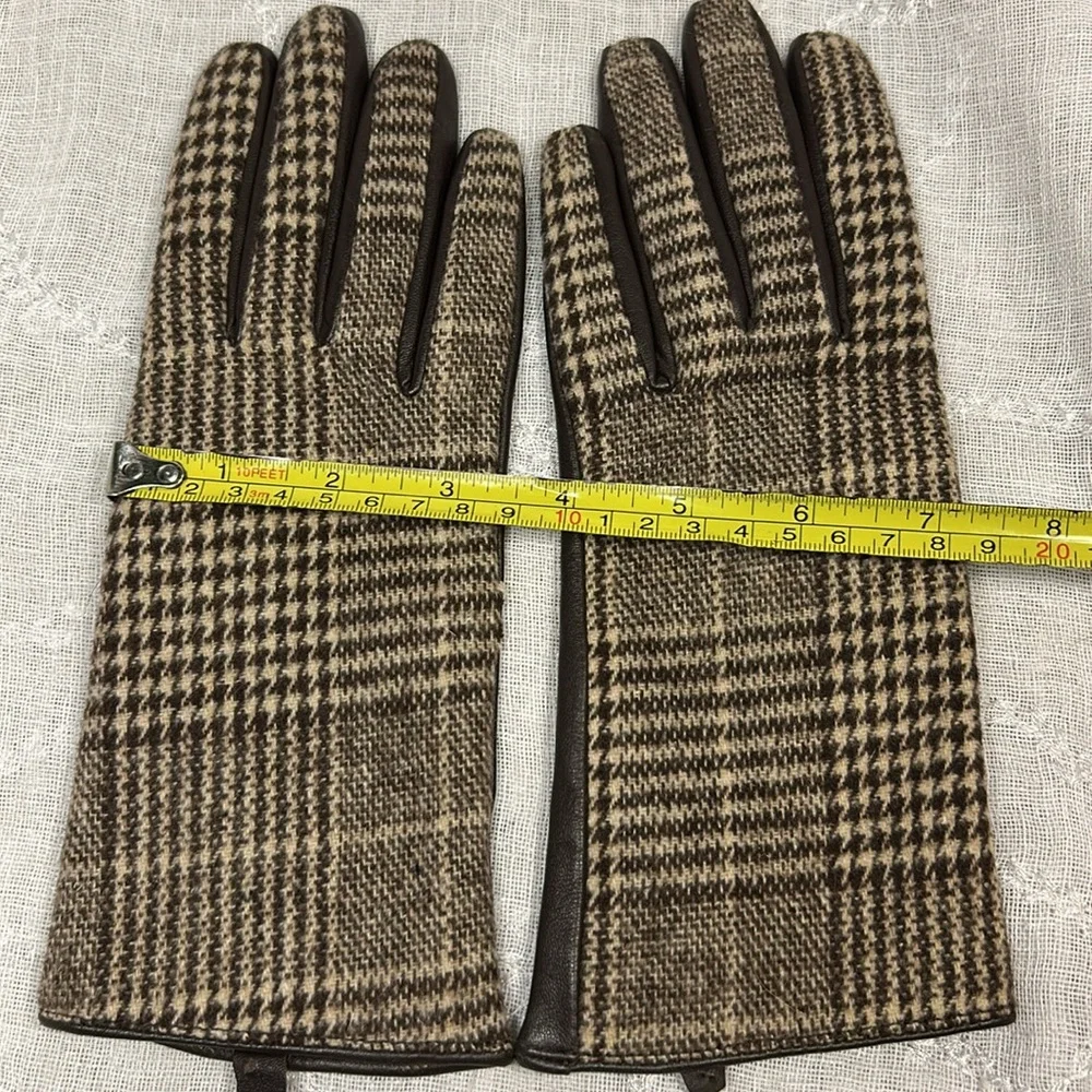 NWOT Merona sheep leather lined gloves